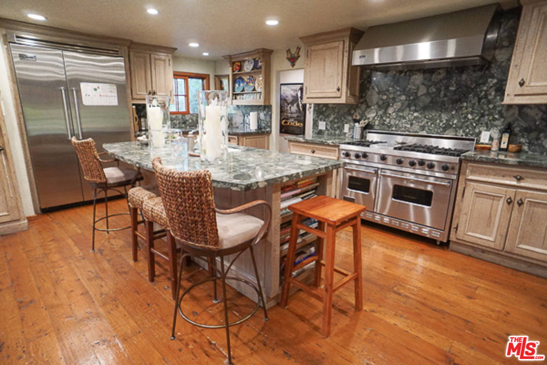 31223 Bailard Road Malibu, CA 90265 - Photo 17 of 38