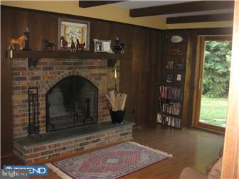 45 Longview Road East Fallowfield, PA 19320 - Photo 3 of 12 Family Room