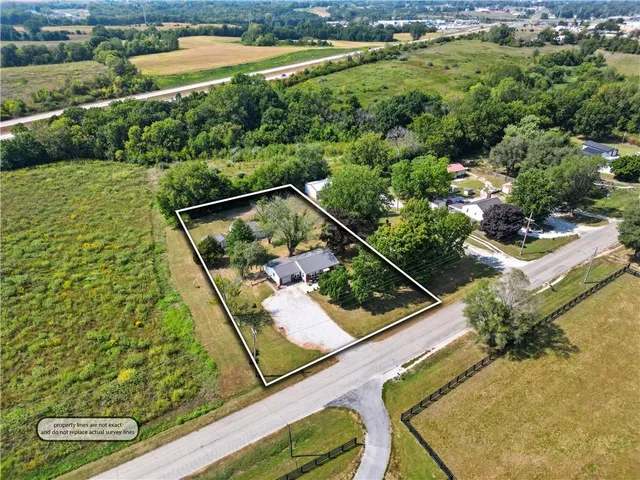 $299,000 | 9228 Wollard Boulevard, Richmond, MO 64085