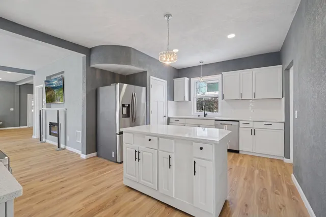 $525,000 | 120 4th Avenue East, Shakopee, MN 55379