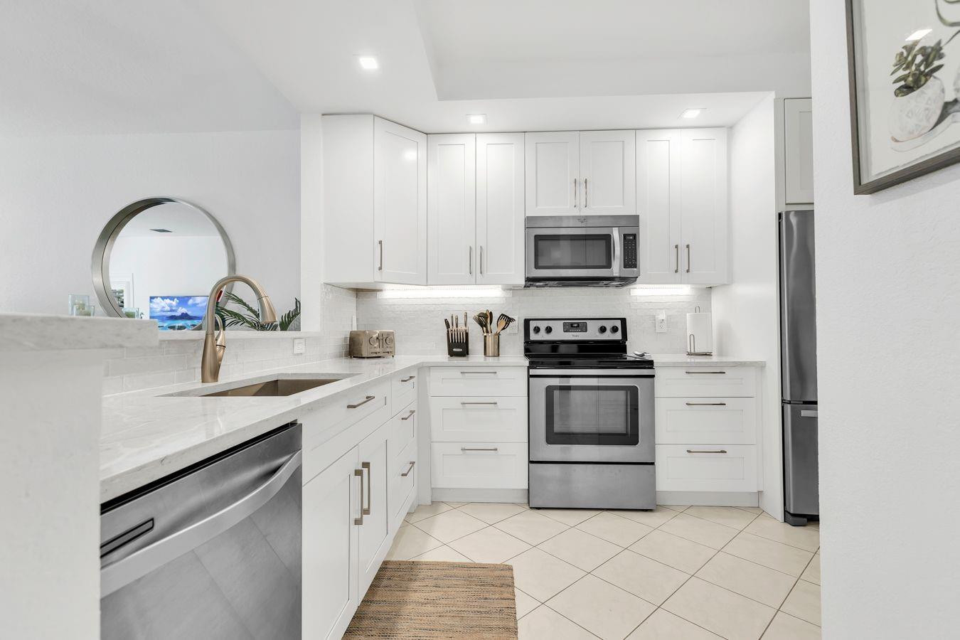 4212 Southwest 11th Street Deerfield Beach, FL 33442 - Photo 16 of 64 Photo 16