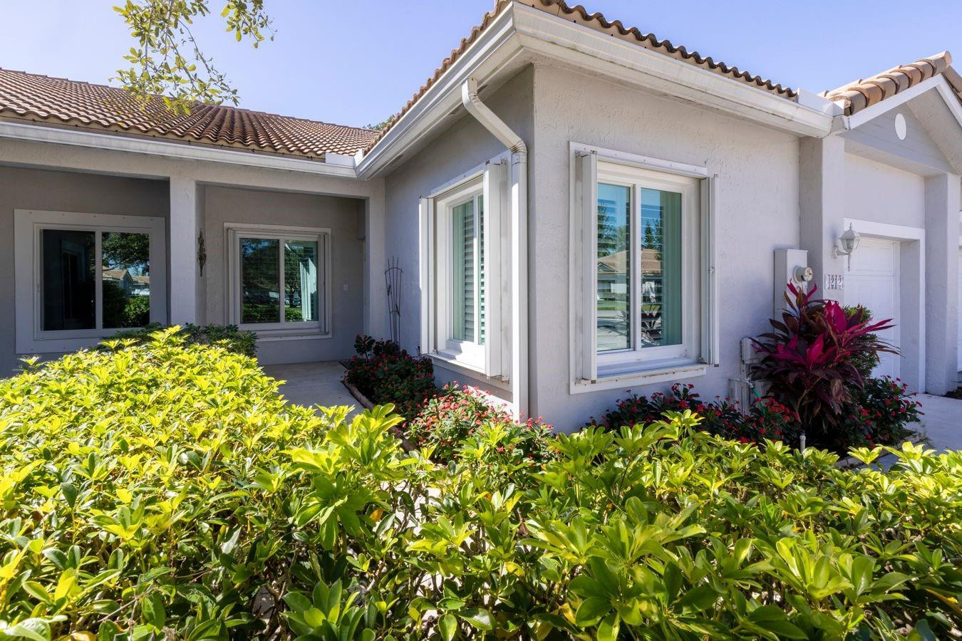 4212 Southwest 11th Street Deerfield Beach, FL 33442 - Photo 9 of 64 Photo 9