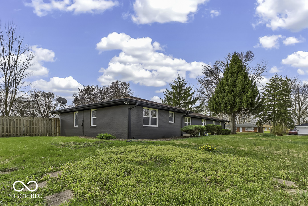 3141 West 33rd Street Indianapolis, IN 46222 - Photo 3 of 48