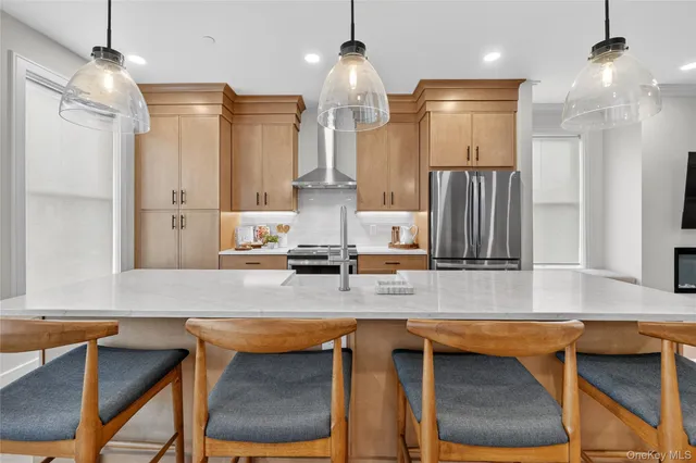 $979,000 | 1803 Soundview Court, Yorktown Heights, NY 10598