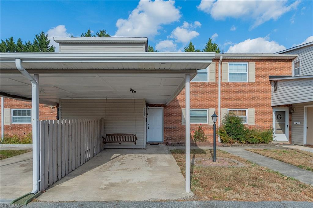 2235 Shadow Valley Road, Unit F High Point, NC 27265 - Photo 2 of 37 Gallery Image 2