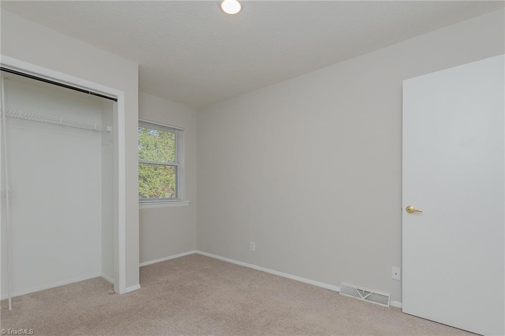 2235 Shadow Valley Road, Unit F High Point, NC 27265 - Photo 35 of 37 Gallery Image 35