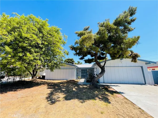 $3,800 | 9722 Geyser Avenue, Northridge, CA 91324