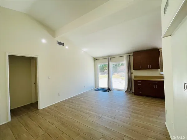 $3,800 | 9722 Geyser Avenue, Northridge, CA 91324