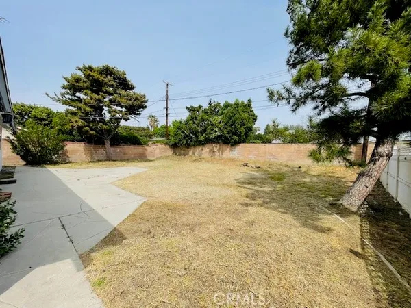 $3,800 | 9722 Geyser Avenue, Northridge, CA 91324