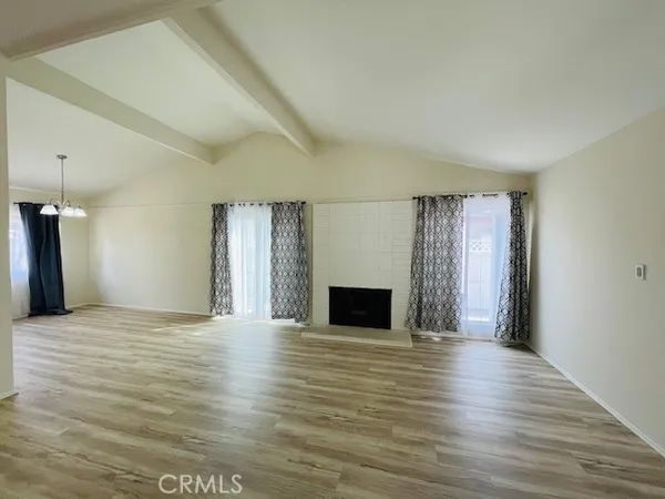 $3,800 | 9722 Geyser Avenue, Northridge, CA 91324