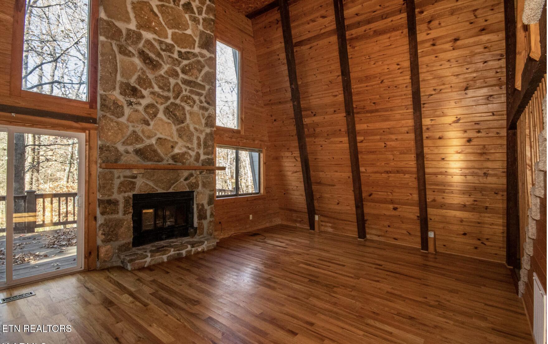 10832 Carmichael Road Knoxville, TN 37932 - Photo 11 of 40 Screenshot 2025-07-14 at 2.06.02 AM