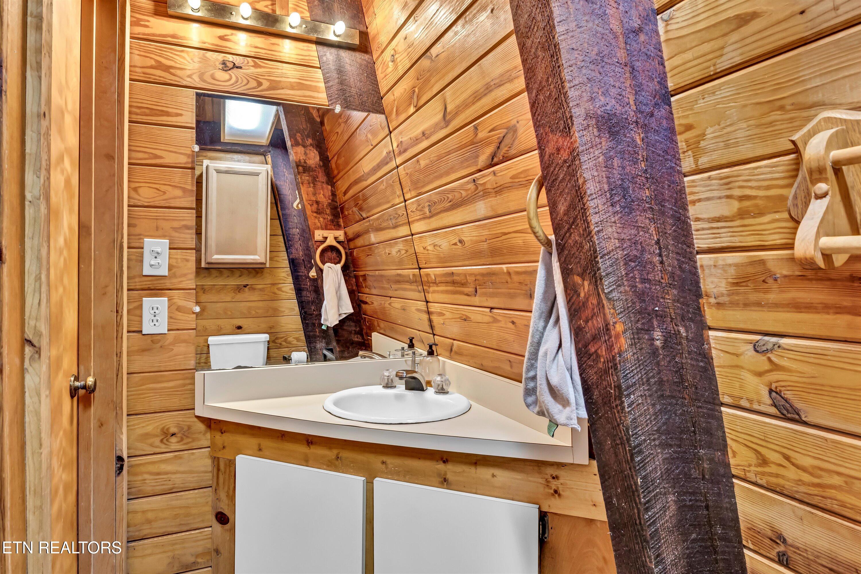 10832 Carmichael Road Knoxville, TN 37932 - Photo 24 of 40 10832 Carmichael Rd
