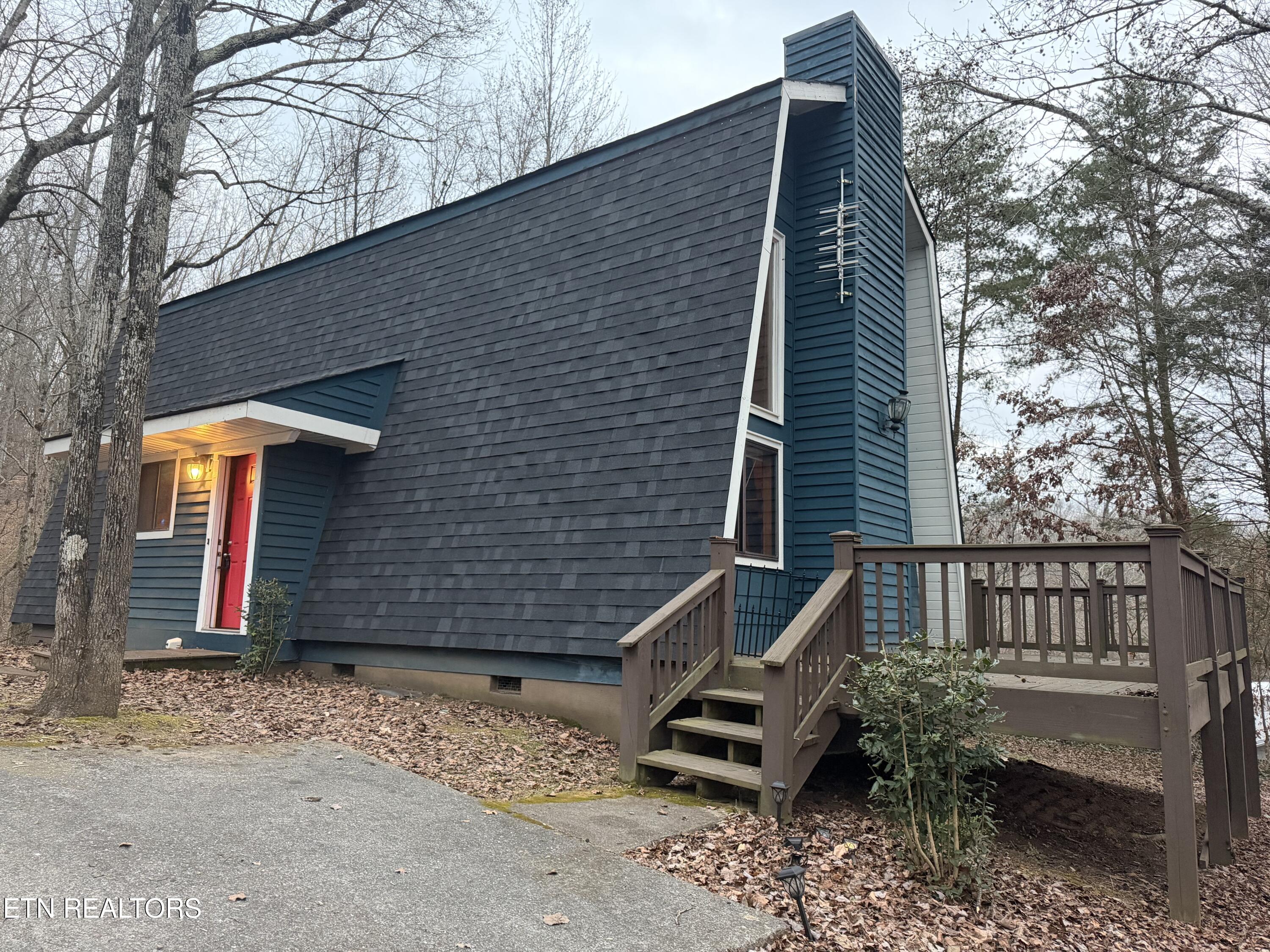 10832 Carmichael Road Knoxville, TN 37932 - Photo 4 of 40 NEW ROOF