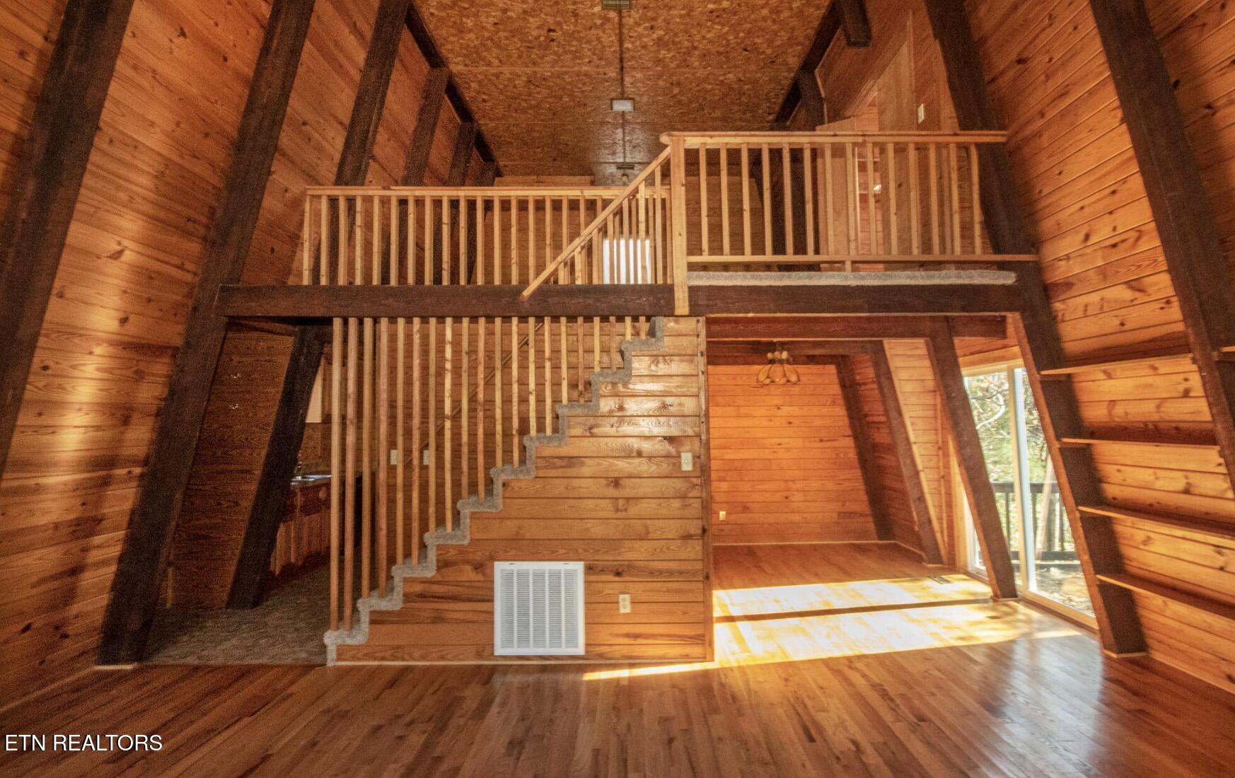 10832 Carmichael Road Knoxville, TN 37932 - Photo 5 of 40 Screenshot 2025-07-14 at 2.06.36 AM