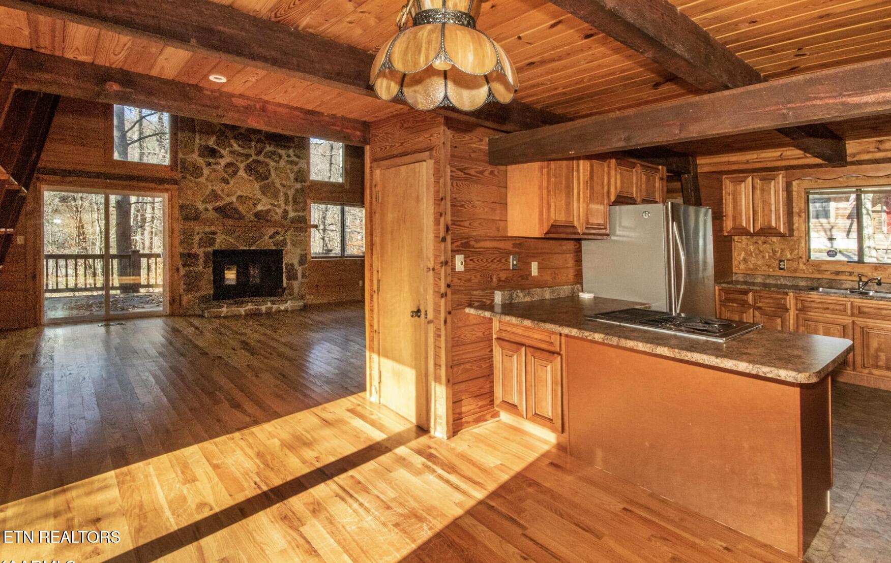 10832 Carmichael Road Knoxville, TN 37932 - Photo 9 of 40 Screenshot 2025-07-14 at 2.07.11 AM