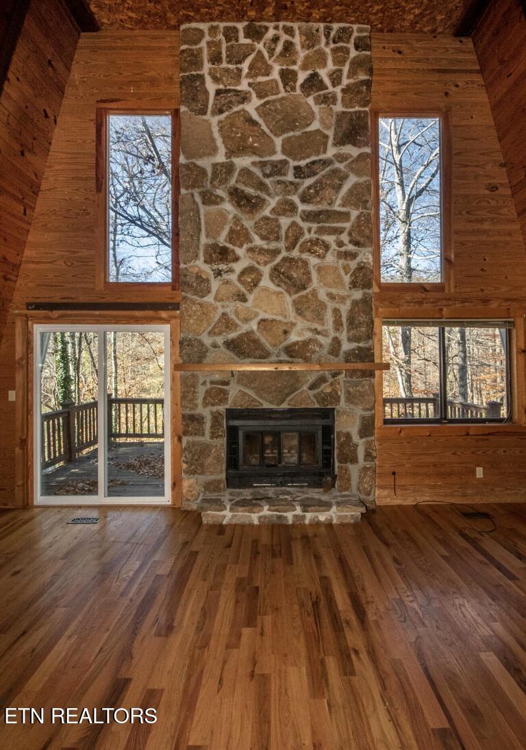 10832 Carmichael Road Knoxville, TN 37932 - Photo 10 of 40 Screenshot 2025-07-14 at 2.06.18 AM