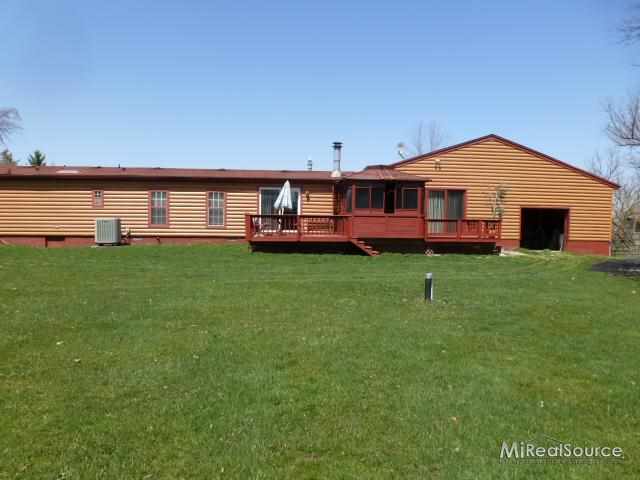 24350 30 Mile Road Ray, MI 48096 - Photo 6 of 10 31170278-5.JPG