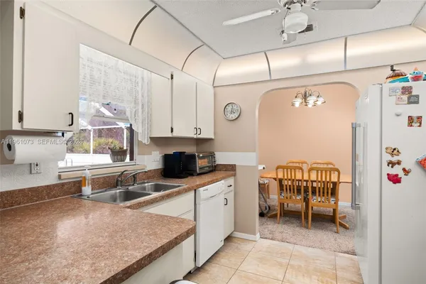 $305,000 | 421 Fiat Avenue, Sebring, FL 33872
