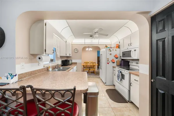 $305,000 | 421 Fiat Avenue, Sebring, FL 33872