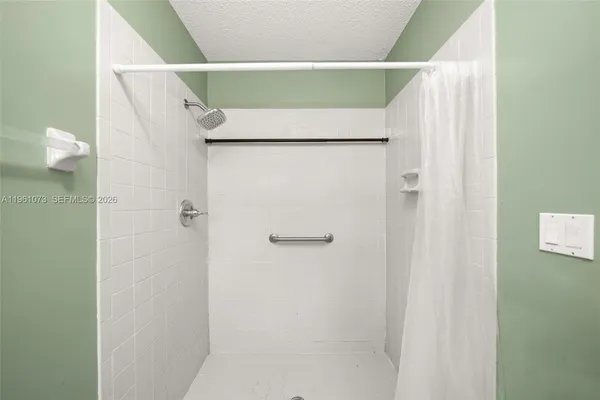 $305,000 | 421 Fiat Avenue, Sebring, FL 33872