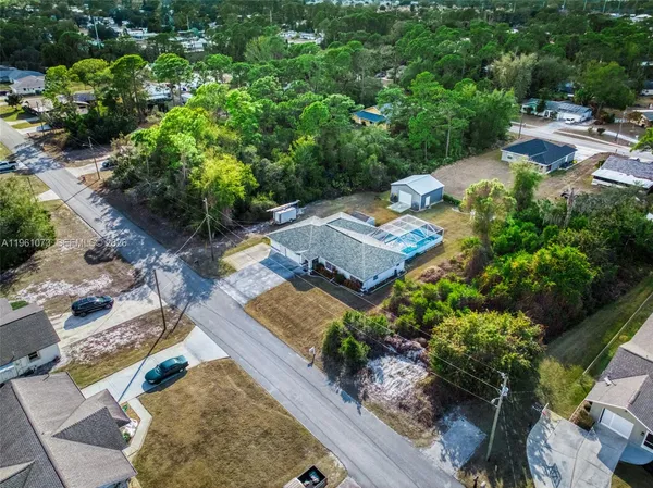 $305,000 | 421 Fiat Avenue, Sebring, FL 33872