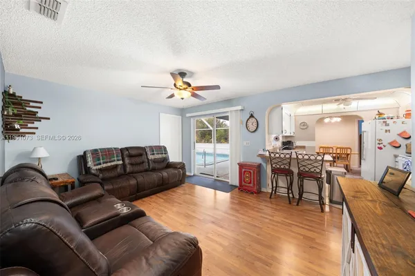 $305,000 | 421 Fiat Avenue, Sebring, FL 33872