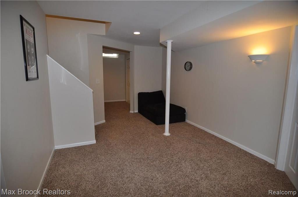 699 Twin Oaks Court Rochester Hills, MI 48307 - Photo 31 of 65
