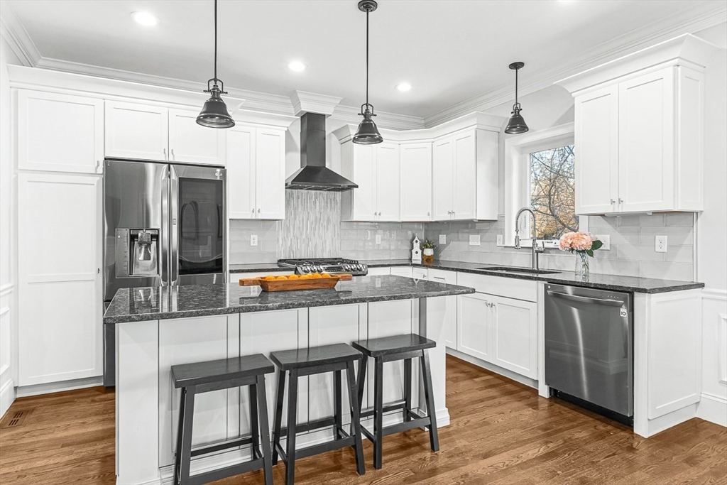 95 Irving Street, Unit 95 Winchester, MA 01890 - Photo 8 of 42