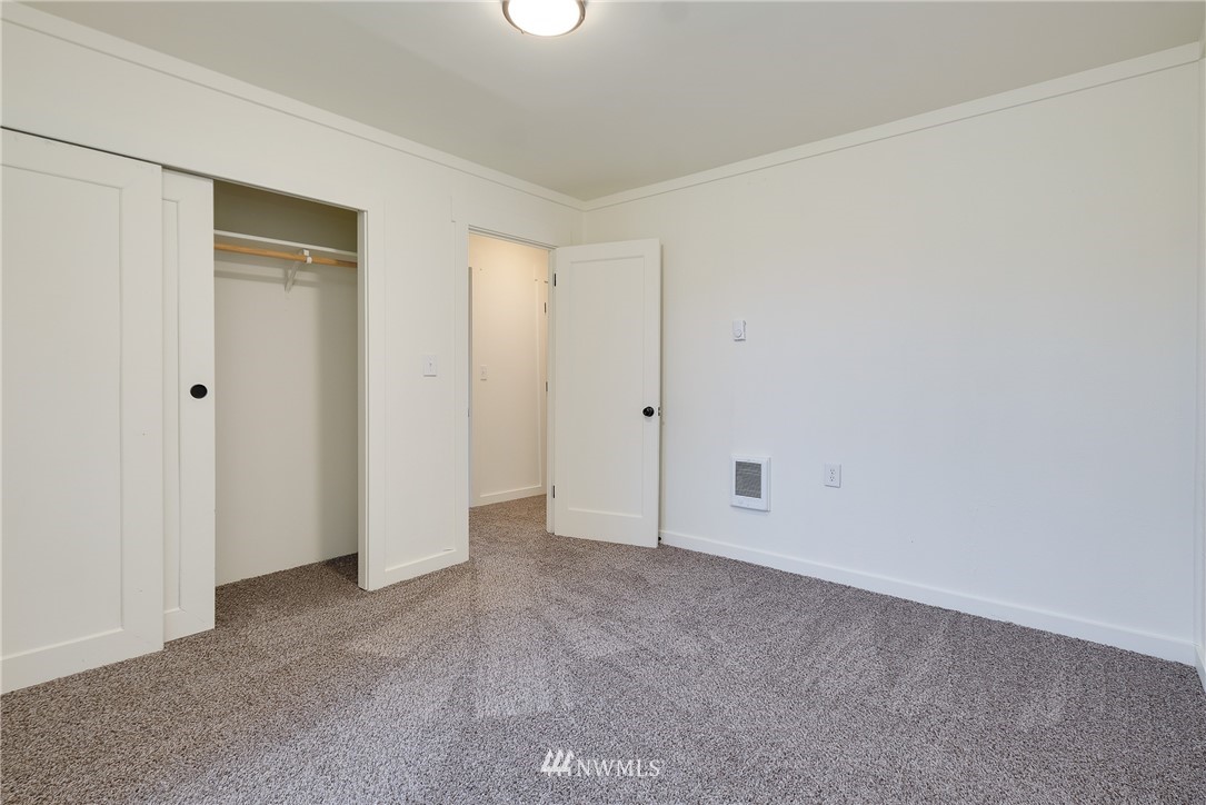 2465 Rocky Point Road Northwest Bremerton, WA 98312 - Photo 16 of 39 Gallery Image 16