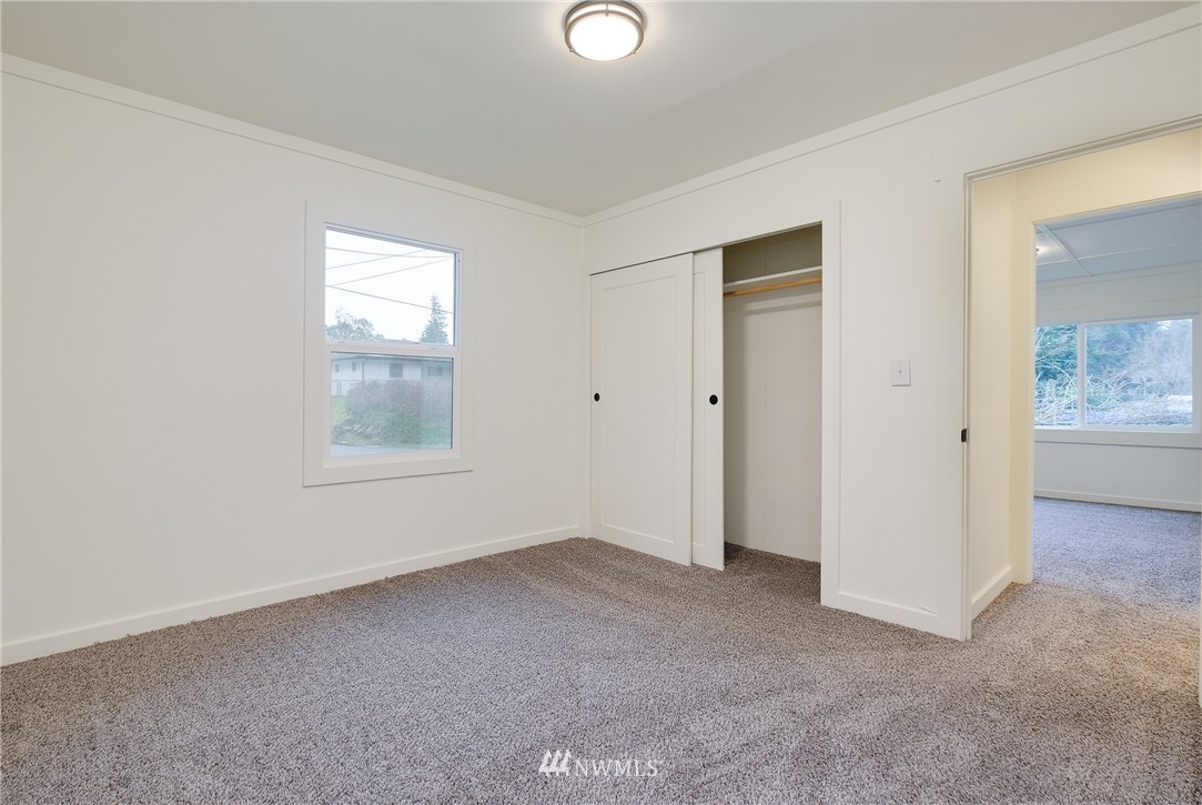 2465 Rocky Point Road Northwest Bremerton, WA 98312 - Photo 17 of 39 Gallery Image 17