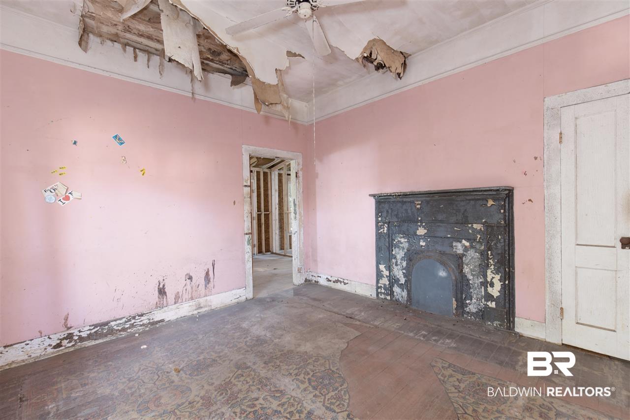 1105 Texas Street Mobile, AL 36604 - Photo 7 of 13