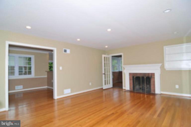 3349 Jones Bridge Road Chevy Chase, MD 20815 - Photo 2 of 17 Living Room