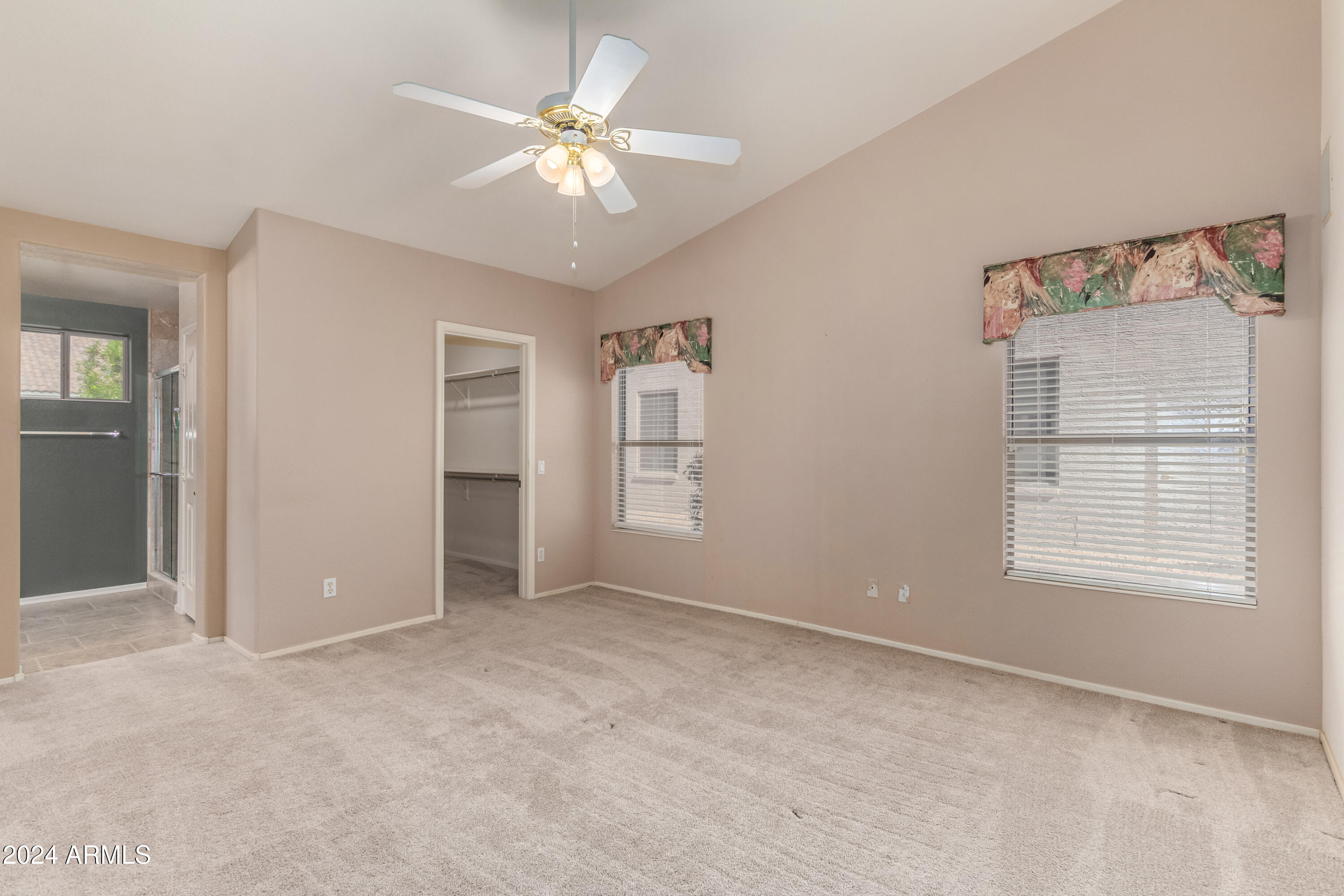 14766 Piccadilly Road Goodyear, AZ 85395 - Photo 17 of 41 Primary Suite