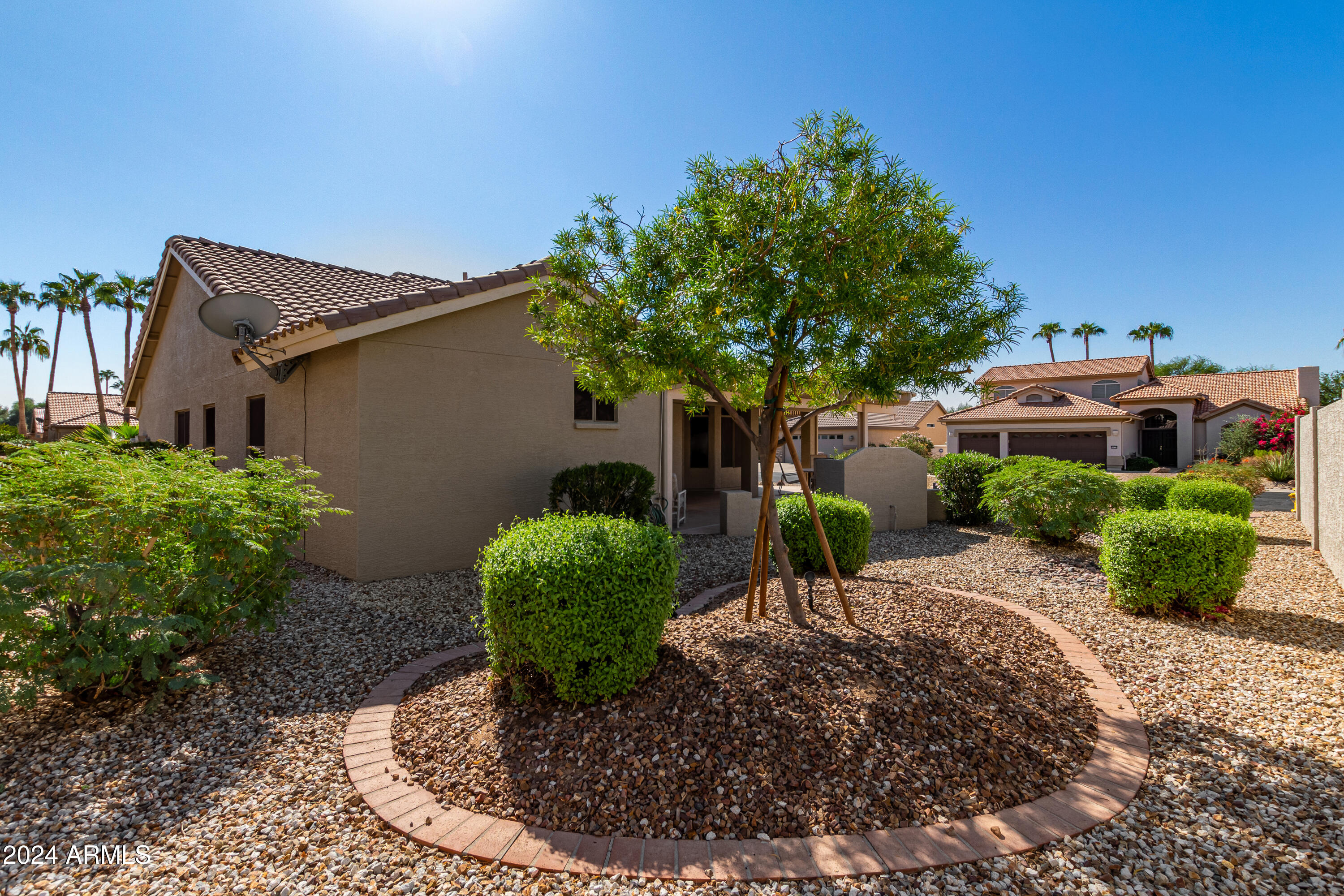 14766 Piccadilly Road Goodyear, AZ 85395 - Photo 36 of 41 Side Yard