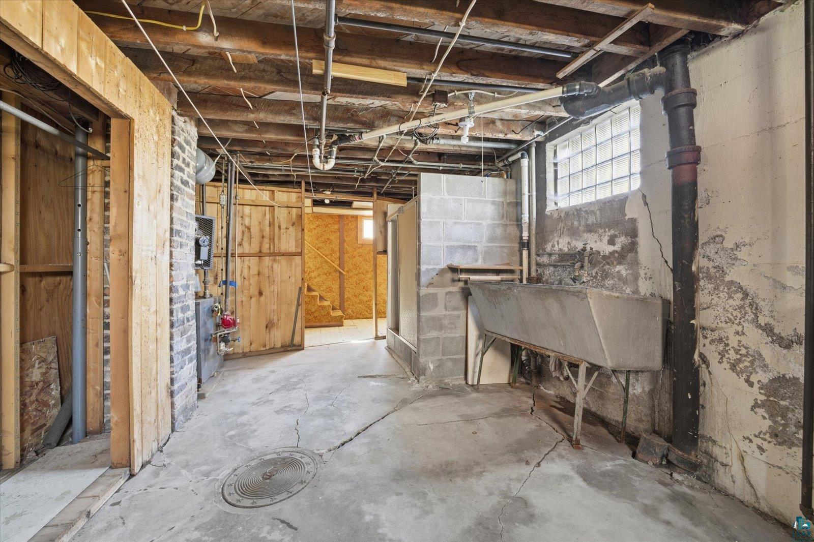 709 Michigan Street Hibbing, MN 55746 - Photo 22 of 47 View of basement
