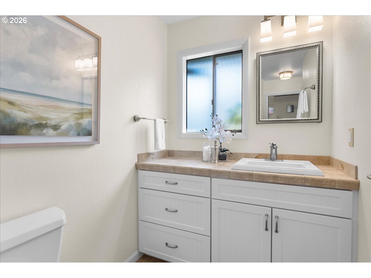 3904 Viewcrest Road South Salem, OR 97302 - Photo 20 of 48