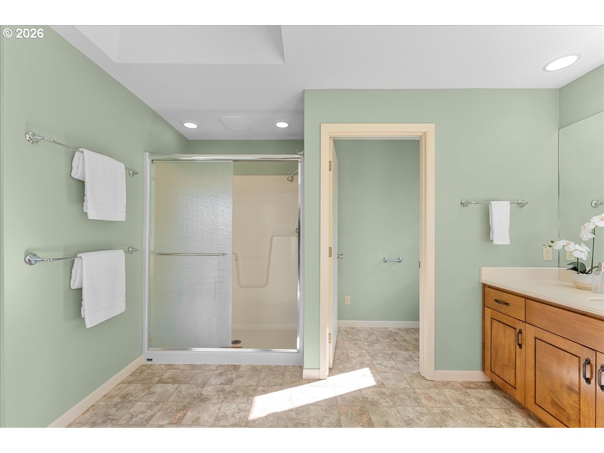 3904 Viewcrest Road South Salem, OR 97302 - Photo 30 of 48