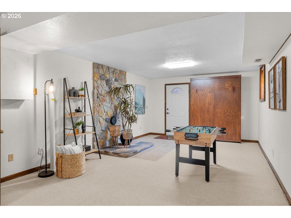 3904 Viewcrest Road South Salem, OR 97302 - Photo 34 of 48