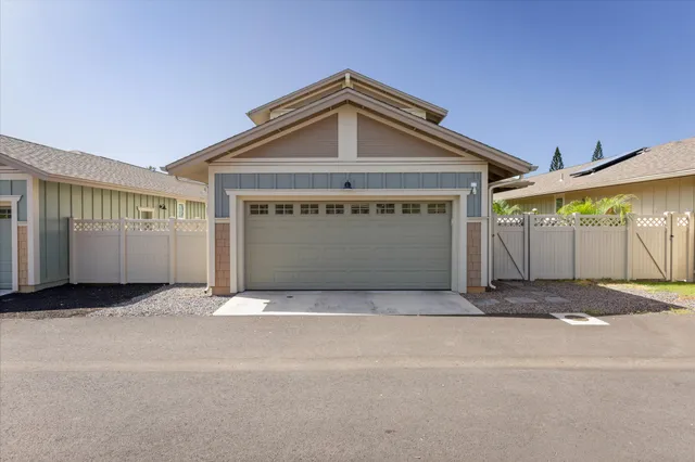 $1,349,000 | 75-3791 Leialiʻi Loop, Kailua-Kona, HI 96740