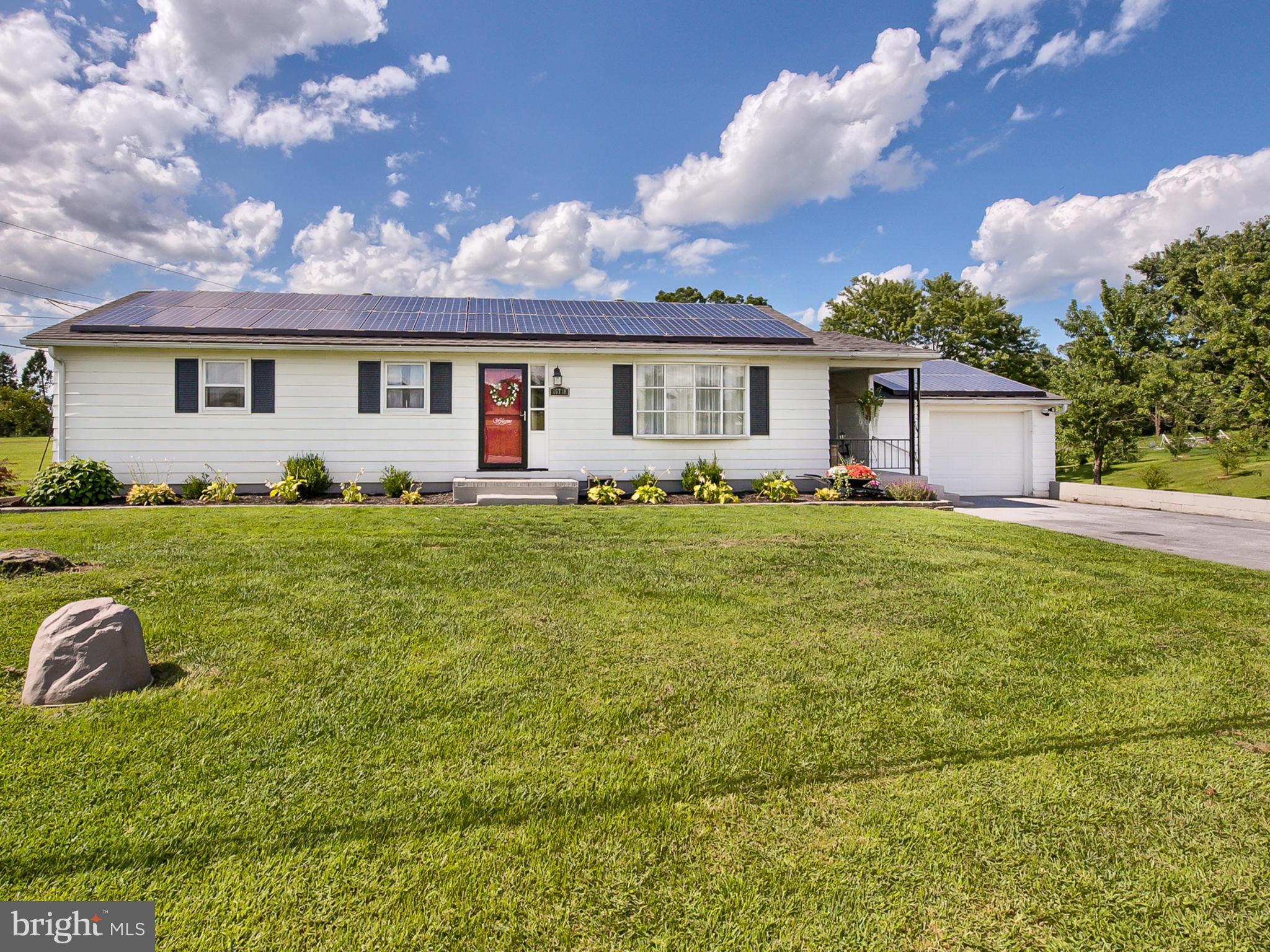 16718 Fairview Road Hagerstown, MD 21740 - Photo 1 of 29 Exterior (Front)