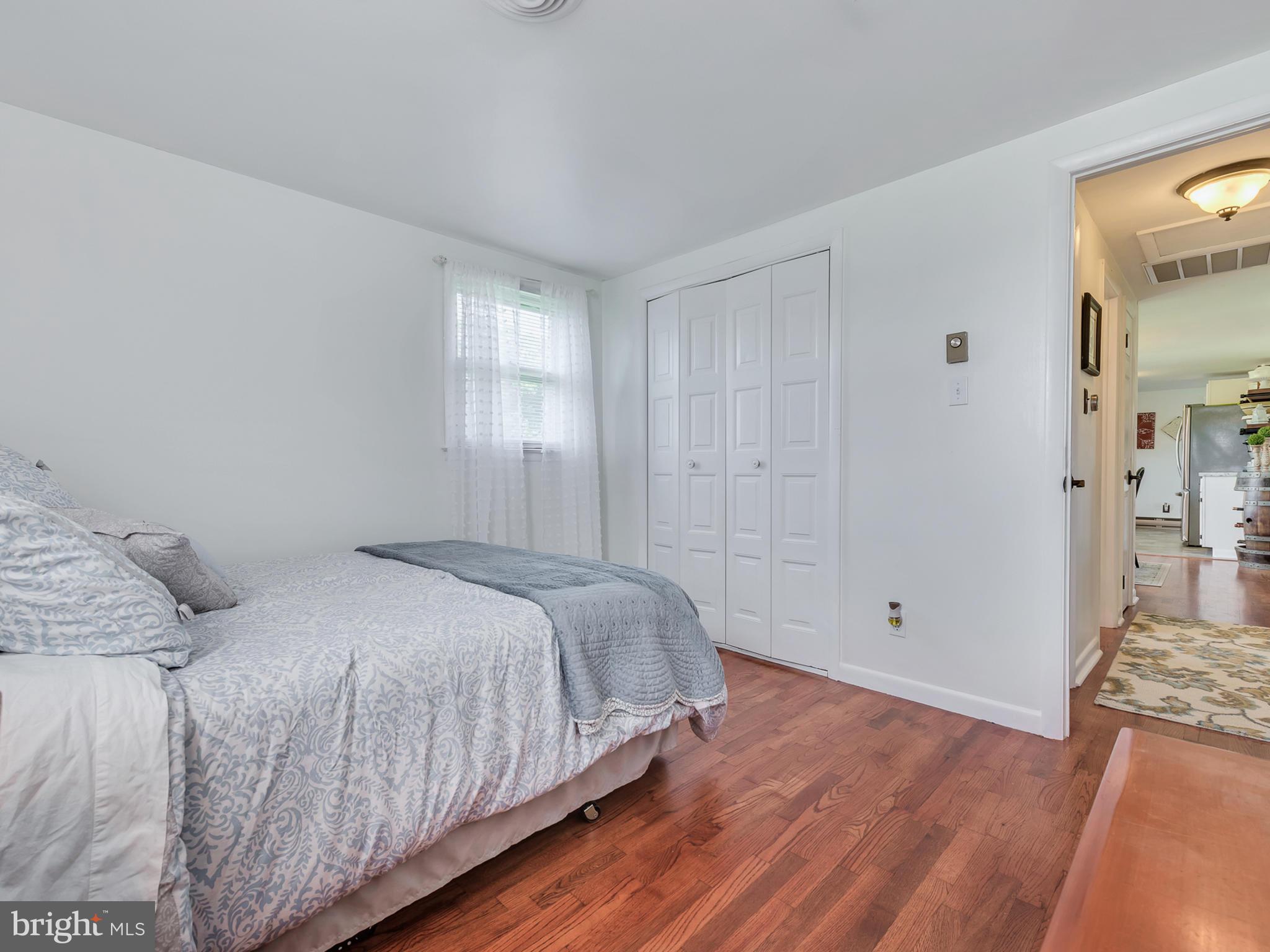 16718 Fairview Road Hagerstown, MD 21740 - Photo 22 of 29 Bedroom