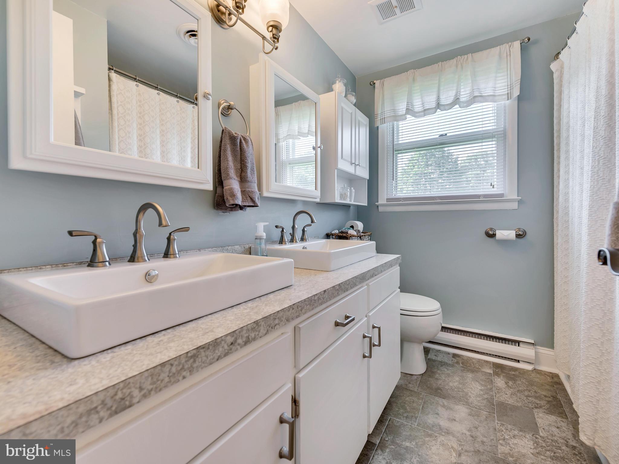 16718 Fairview Road Hagerstown, MD 21740 - Photo 23 of 29 Bath