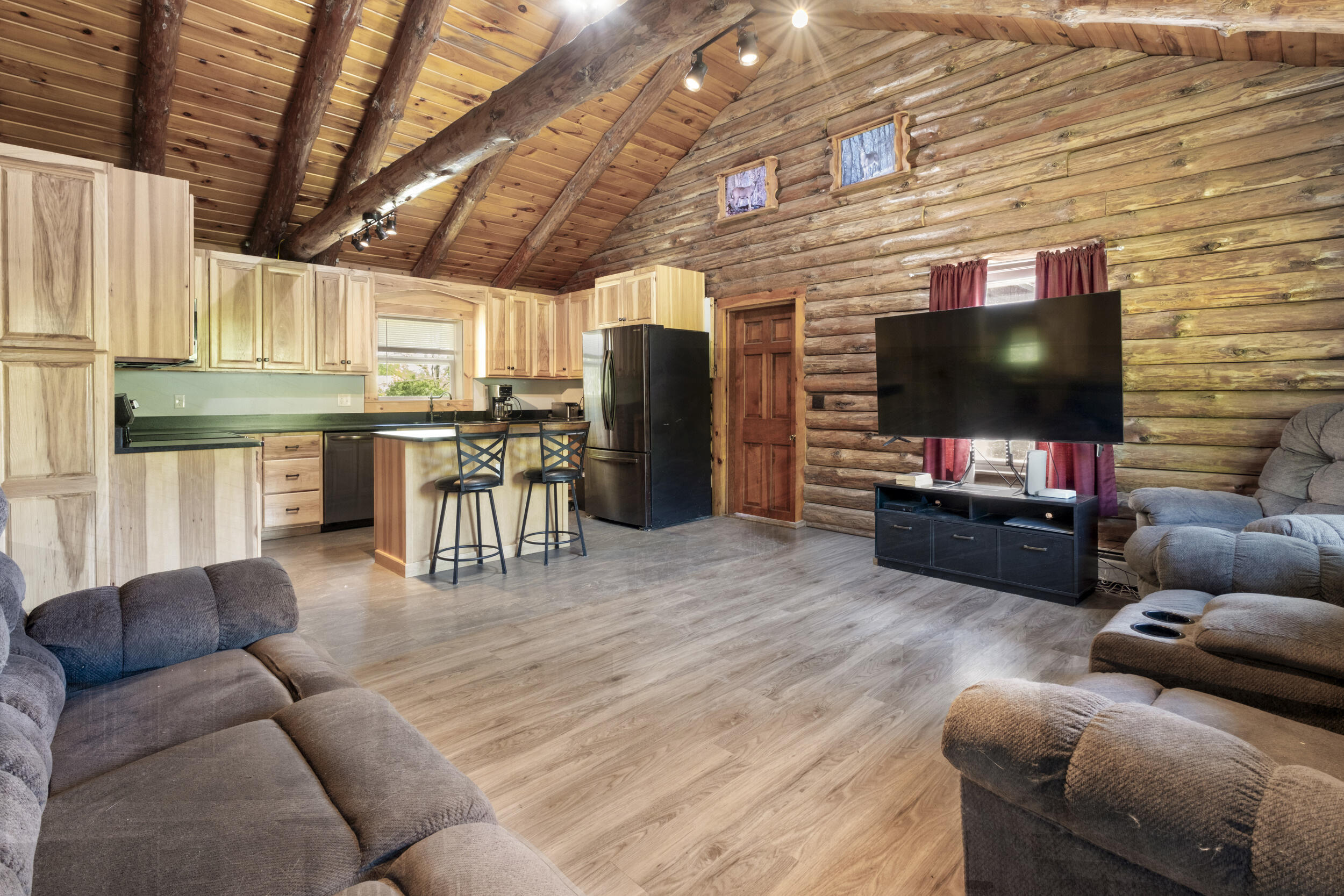 111 Middle Road Fairfield, ME 04937 - Photo 8 of 14 111_Middle_Rd_Interior-7
