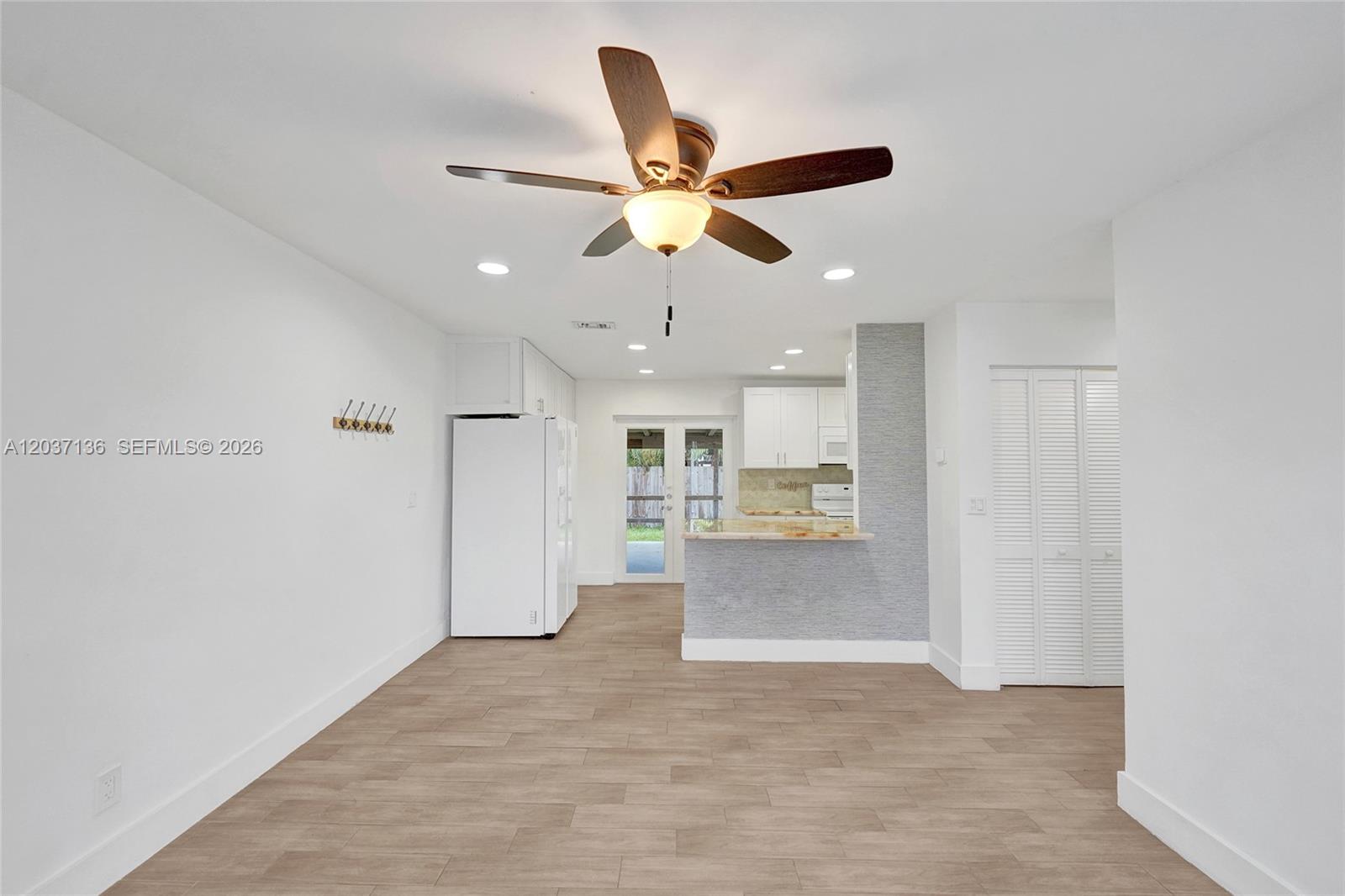5701 Southwest 37th Street Davie, FL 33314 - Photo 12 of 73