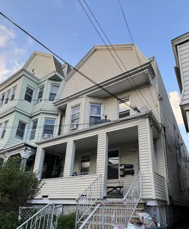 $809,999 | 95 West 17th Street, Bayonne, NJ 07002