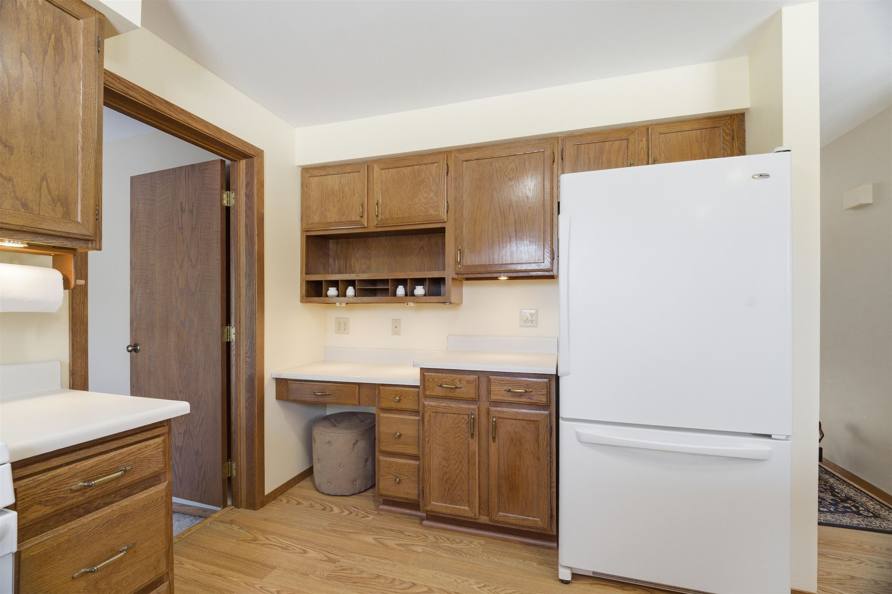 705 South Goldenrod Drive Appleton, WI 54914 - Photo 11 of 34