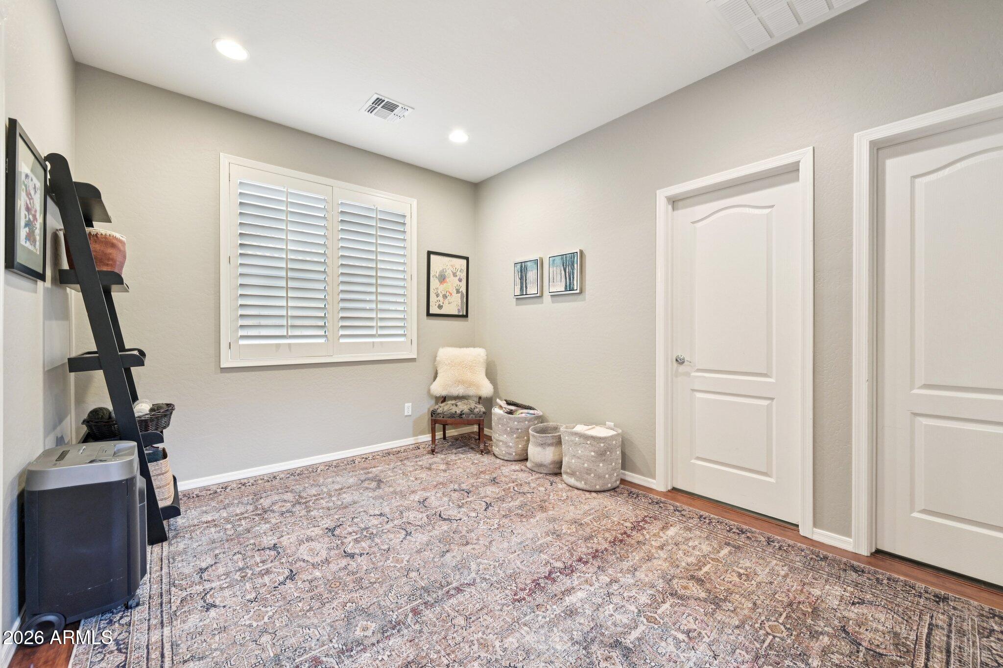 6233 West Bajada Road Phoenix, AZ 85083 - Photo 12 of 45