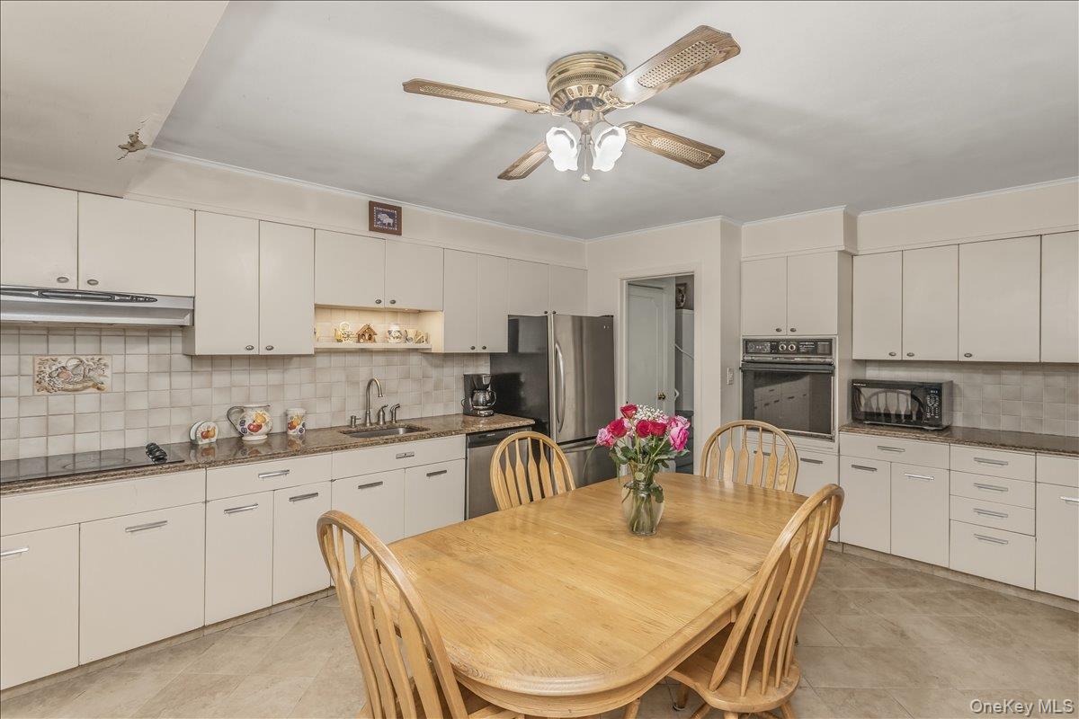 9 Fox Ridge Lane Locust Valley, NY 11560 - Photo 14 of 31