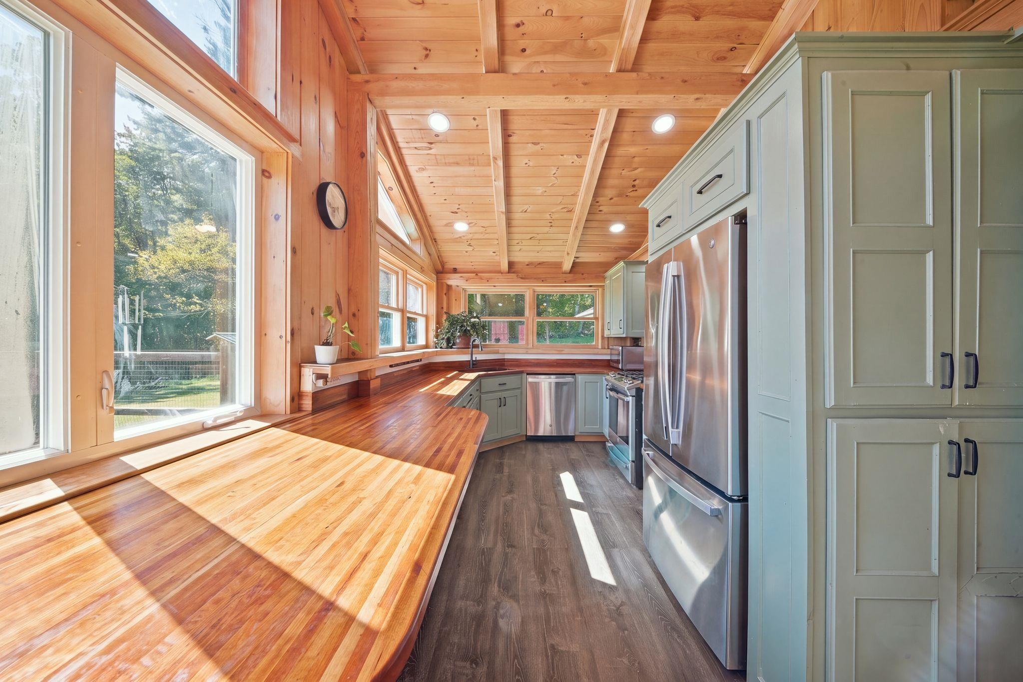 654 New Boston Road Francestown, NH 03043 - Photo 7 of 55 Gallery Image 7