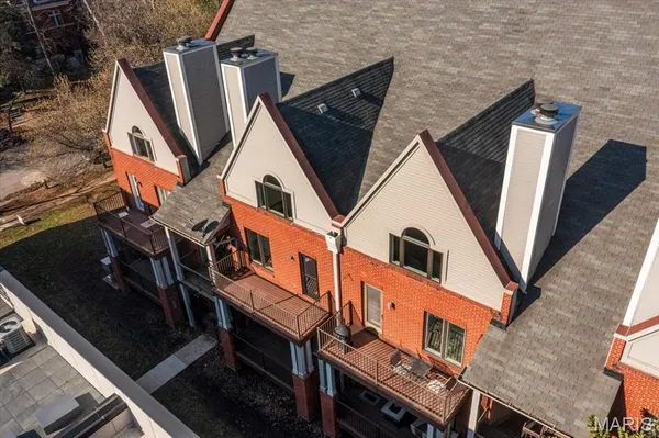 $315,000 | 4111 West Pine Boulevard, Unit 12, St. Louis, MO 63108